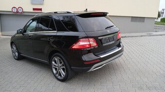 Mercedes Benz ML 350 - 7