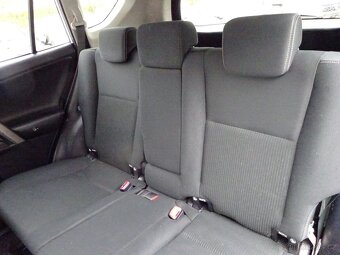 Toyota Rav4 2,2 d4d,nehavarované,garanceKM - 7