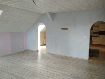 Pronájem byt 3+1, 120m2 + terasa 55m2, K. Vary - Počerny - 7