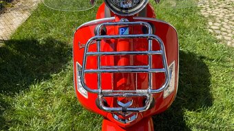 Vespa GTS 300 HPE - Bohatá cestovatelská výbava - 7