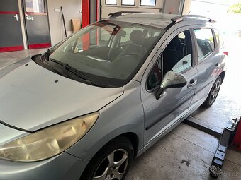 Peugeot 207 SW 1.6 HDI - 7