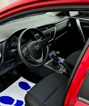 TOYOTA AURIS 1.3 VVT-i 73 kW MANUÁL – 2013 - 7