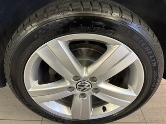 Volkswagen Touran 1.2 TSI /WEBASTO/KAMERA/VÝHŘEV/TAŽNÉ - 7