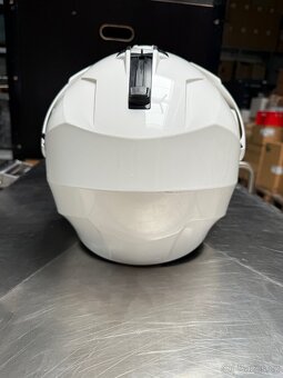 Výklopná helma Caberg M - 7