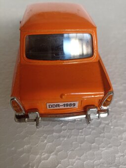 Autíčko TRABANT DDR 1989 - 7