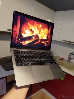 MacBook air 2019 - 7
