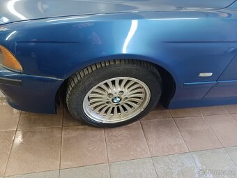 BMW E39 - zadní vrata téměř top stav - TOPAS BLAU - 7