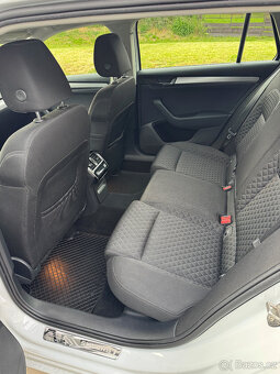 ŠKODA SUPERB III. 2.0TDi 140kW 4x4 DSG 2018 Kamera - 7