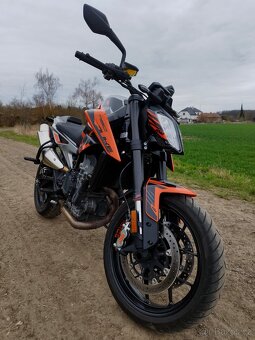 KTM Duke 790 - 7