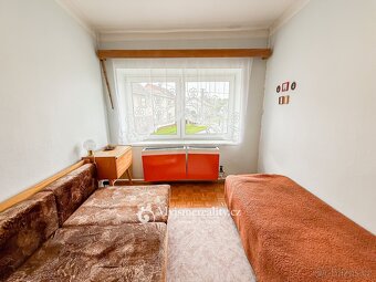 Prodej rodinného domu se dvěmi bytovými jednotkami, 246 m2 - - 7
