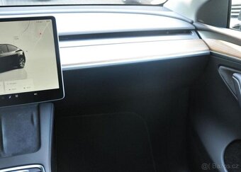 Tesla Model Y LONG RANGE DUAL MOTOR AWD - 7
