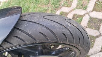 Suzuki GSR 600_59.000Kč - 7