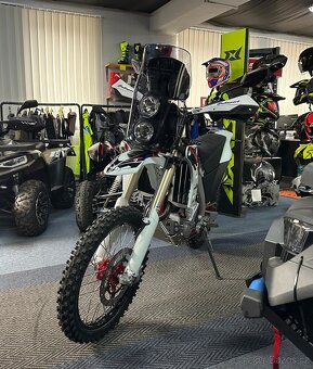 AJP PR7 650 ADVENTURE EU5+ MODEL 2025 - 7