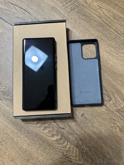 Motorola Edge 40 Pro - 7