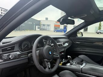 BMW 730 D model F01 M-Paket - 7