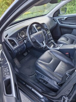 Volvo XC60 2.4 140 Kw - 4x4 / 2015 / - 7