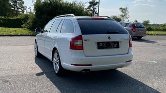 ŠKODA OCTAVIA 2.0TDi RS 125kW DSG 1.MAJITEL - 7