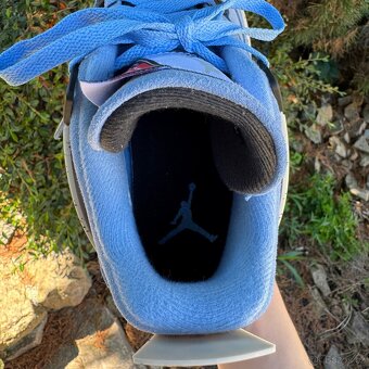 Prodávám boty Air Jordan 4 Retro “University Blue” (GS) - 7
