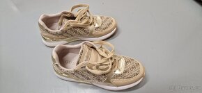 Dívčí-Dámská obuv GUESS ORIGINAL ,vel.40 - 7
