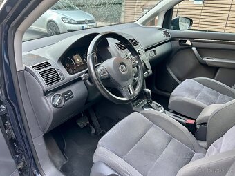 Volkswagen Touran HIGHLINE DSG - 7