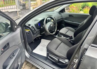 Hyundai i30, 1,6 CW CRDi klima sada kol - 7