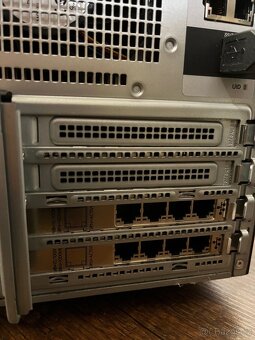 Server HP HPE ML 350 Gen 10 - 128GB RAM, 8x1,92TB SSD, - 7