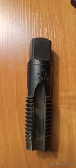 WHITWORTH ZÁVITNÍKY A OČKA - 7