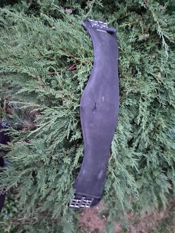 Podbřisník Showmaster 70cm - 7