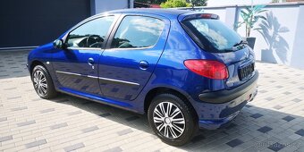 Peugeot 206 1,1i - 44kw. COLORL - STK do 5/2027 - 60 700km - 7