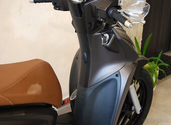Kymco New People S 125i ABS - hezký stav,2.maj,SERVISKA - 7