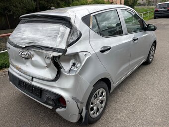 Hyundai i10 1.0 havarované 11tis. km - 7