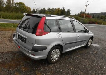 Peugeot 206 1,6 80 kW Digiklima Historie benzín - 7