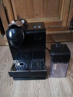 NESPRESSO De'Longhi Lattissima kávovar na kapsle - 7