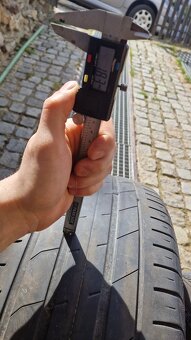 Pneu Nexen 275/35 R19 - 7