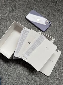 iPhone 11 fialový - 7