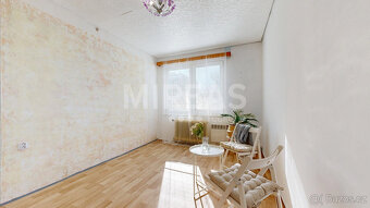 Mcely, prodej bytu 3+1 v OV, 75 m2 + 2 balkóny 10 m2, okr. N - 7