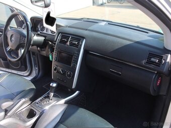 Mercedes-Benz B200 SportAutotronic Navi Alu Tažné 2x klíče - 7