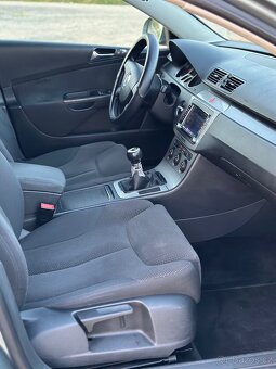 Volkswagen Passat B6 - 7
