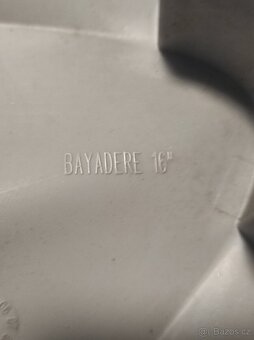 Sada 4 kusů poklic Renault (16") - 7