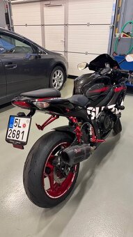 SUZUKI GSX-R 750 K9 - 7