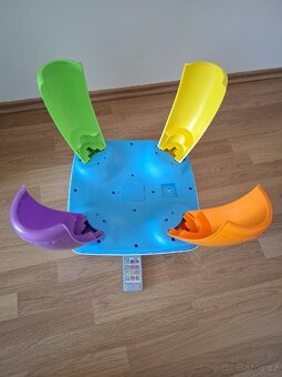Hrací stoleček Fischer Price - pejskův stoleček - 7