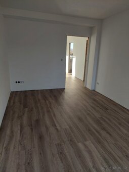 Dlouhodobý pronájem bytu 2+1 ve Žďár nad Sázavou - 7