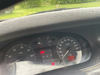 Renault megane 1.9 TDI 1999 - 7