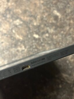 Čtečka knih KOBO AURA H20 2. edice 8GB 2 - 7