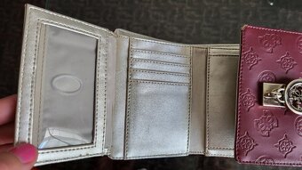 Dámská peněženka Guess - 7