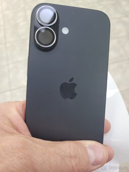 Apple iPhone 16 128GB Blck - 7