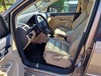 Volkswagen TOURAN 2,0TDI 103KW HIGHLINE - 7