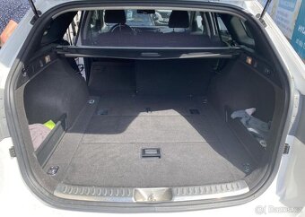 Hyundai i40 1.7-104kW-NAVI - 7