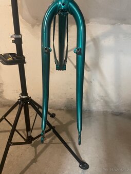 Retro ocelový rám městského kola 28” - 7