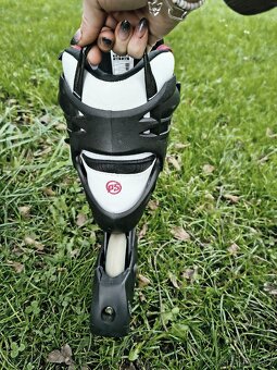 Brusle powerslide - 7